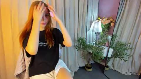Lily online show from July 22, 1:28 am