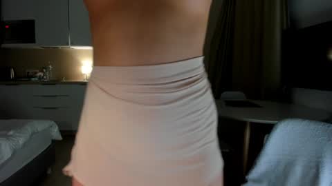 Snapshot of princess_moana chatting on December 2, 7:03 pm princess_moana online show from December 2, 7:03 pm
