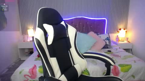 princess_skinny18 online show from June 3, 6:13 pm