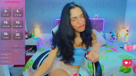 princess_skinny18 online show from July 3, 4:07 am
