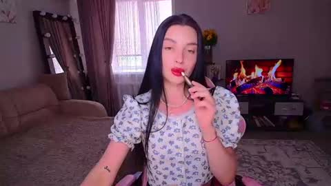 princessamira1 online show from July 18, 7:22 am