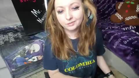 Bluu online show from November 21, 7:27 pm