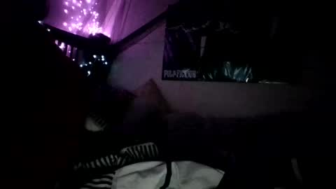 Snapshot of princesshollylove chatting on October 21, 3:10 am Holly love online show from October 21, 3:10 am