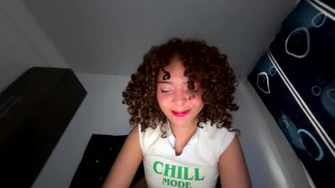 Liaa online show from September 22, 8:51 pm