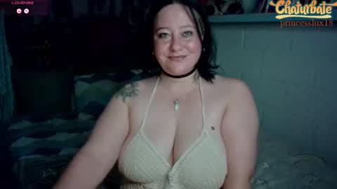 Snapshot of princesslux18 chatting on March 12, 7:47 pm Lux Alot Luxi online show from March 12, 7:47 pm