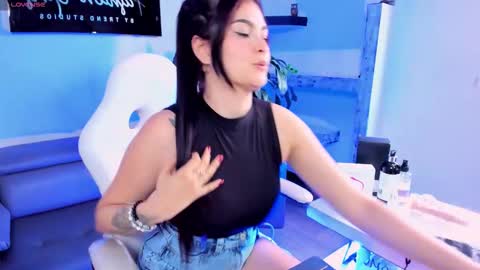    online show from November 16, 8:42 pm