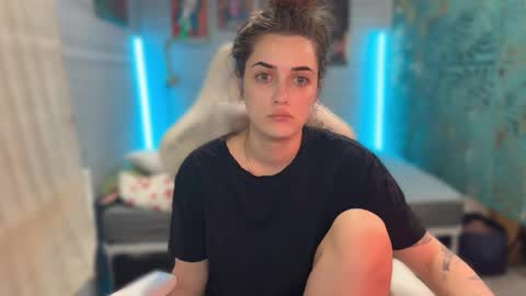 Queen of Pain online show from March 4, 2:07 am