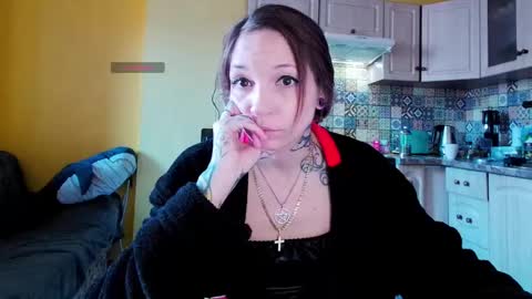 Snapshot of psyheya chatting on February 8, 7:04 am LUCY -----    online show from February 8, 7:04 am