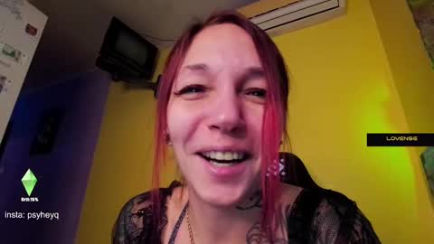 Snapshot of psyheya chatting on December 2, 12:50 pm LUCY -----    online show from December 2, 12:50 pm