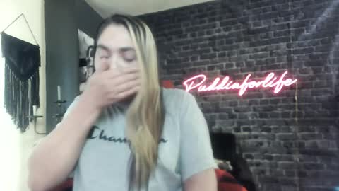 Krystle online show from March 23, 1:39 pm