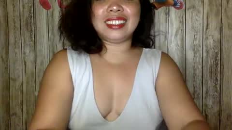 Snapshot of puke_maru chatting on January 4, 4:11 pm Maru online show from January 4, 4:11 pm
