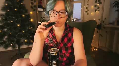 Snapshot of pumbazaebumba chatting on December 6, 11:11 am Alisa lack of vitamin D online show from December 6, 11:11 am