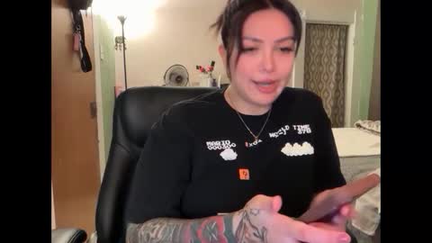 Snapshot of pumpkin_bunny chatting on October 15, 2:03 am Pumpkin bunny online show from October 15, 2:03 am