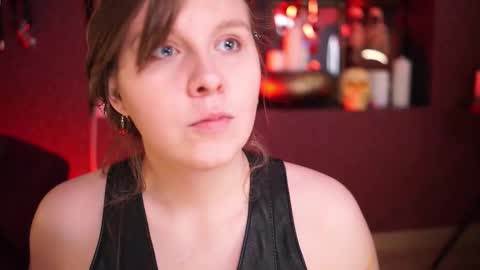 constant schedule Wednesday  Friday  Saturday  Sunday  The Rosemarie online show from February 14, 6:04 am