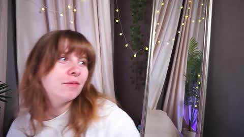 constant schedule Wednesday  Friday  Saturday  Sunday  The Rosemarie online show from October 19, 5:53 am