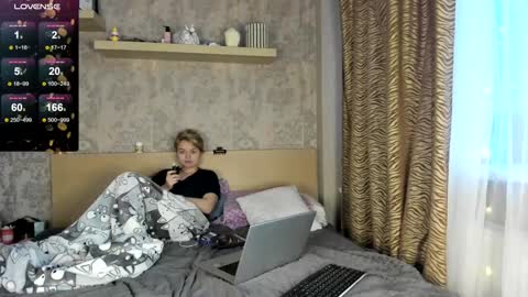 Snapshot of purebeautie chatting on January 16, 10:10 am Katty online show from January 16, 10:10 am