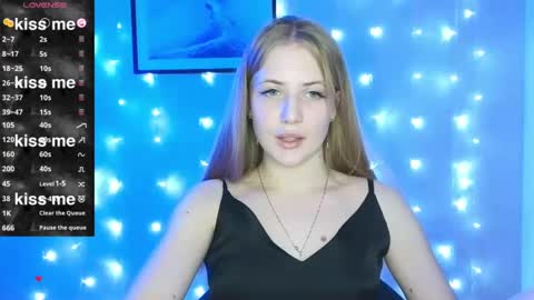 Alicia online show from February 9, 4:29 pm