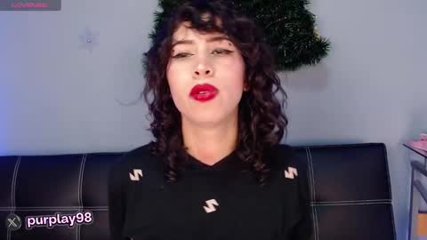 Snapshot of purplay_98 chatting on December 13, 4:49 pm purplay_98 online show from December 13, 4:49 pm