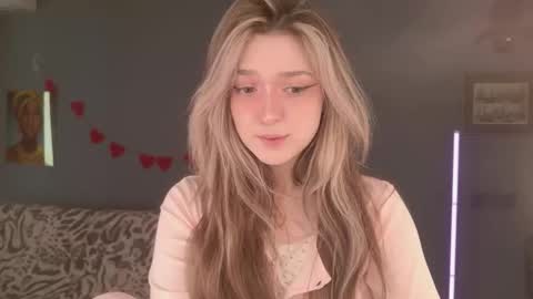 Bella online show from March 24, 5:35 am