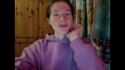 Snapshot of purple_cat55 chatting on September 19, 10:36 am purple_cat55 online show from September 19, 10:36 am