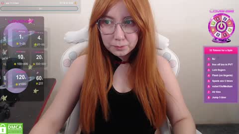 Snapshot of purple_shy_cat chatting on January 21, 1:29 am Emilia pvt extra anal or topless 200tk online show from January 21, 1:29 am