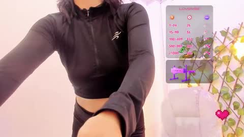 Snapshot of purple_slut_ chatting on October 10, 3:06 pm Anna online show from October 10, 3:06 pm