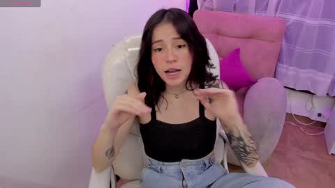 Snapshot of purple_slut_ chatting on January 15, 8:48 pm Anna online show from January 15, 8:48 pm