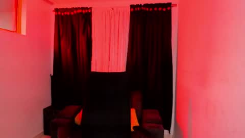 MEGANNNN online show from June 25, 5:12 am