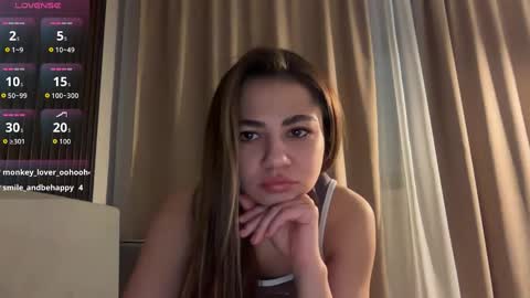 Zendaya online show from March 5, 1:01 am