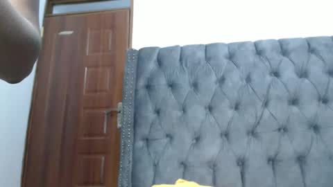 pussie_tightte online show from February 17, 10:20 pm