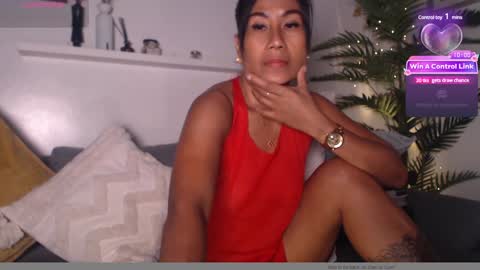 Snapshot of pussycash chatting on January 14, 6:07 pm POCCA online show from January 14, 6:07 pm