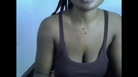 pussyxwetx online show from April 10, 11:33 pm