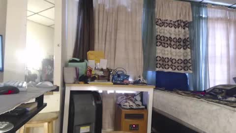 putiputi4u online show from January 15, 2:35 pm