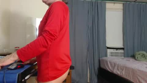 putiputi4u online show from May 20, 3:14 am