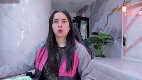 Qetsyah online show from April 18, 2:30 pm