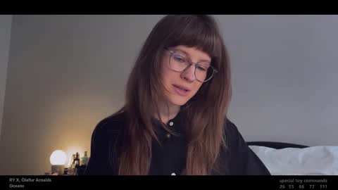    online show from September 26, 2:58 pm