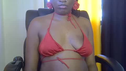 queeen online show from April 24, 6:27 am