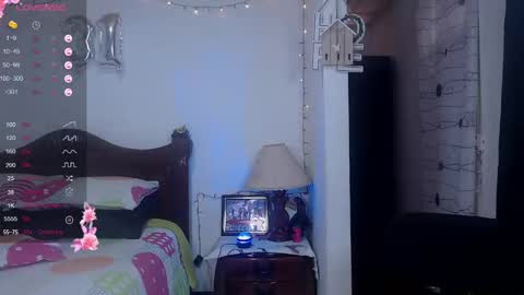 Snapshot of queen__abby chatting on September 26, 6:38 pm Queen Abby online show from September 26, 6:38 pm