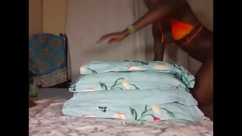 queen_abito online show from May 27, 1:57 am