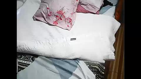 queen_ava05 online show from March 2, 2:44 am