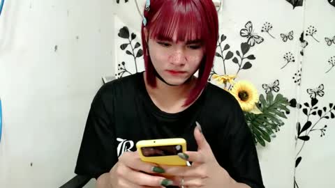 Snapshot of queen_elicktra chatting on January 7, 3:57 am JOY online show from January 7, 3:57 am