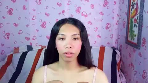 queen_gia online show from August 9, 3:15 pm