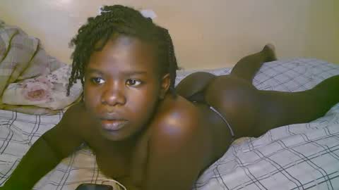 queen_latasha online show from April 7, 2:52 pm