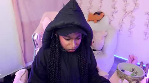   online show from December 17, 11:20 pm