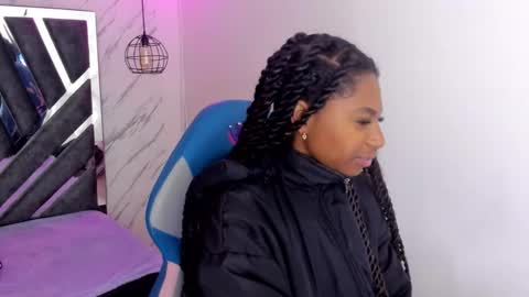   online show from October 23, 12:00 pm