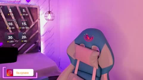   online show from September 22, 12:14 pm