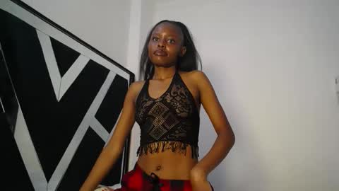 queen_sashavixen online show from April 6, 5:52 am