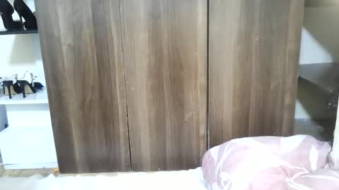 Kitty online show from May 21, 8:23 am