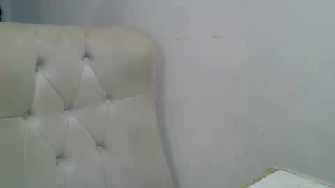 queenmelany online show from February 19, 4:55 pm