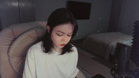 quietluxury online show from April 9, 11:37 am